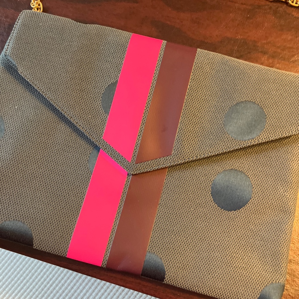 Purse - Picture 2 of 3